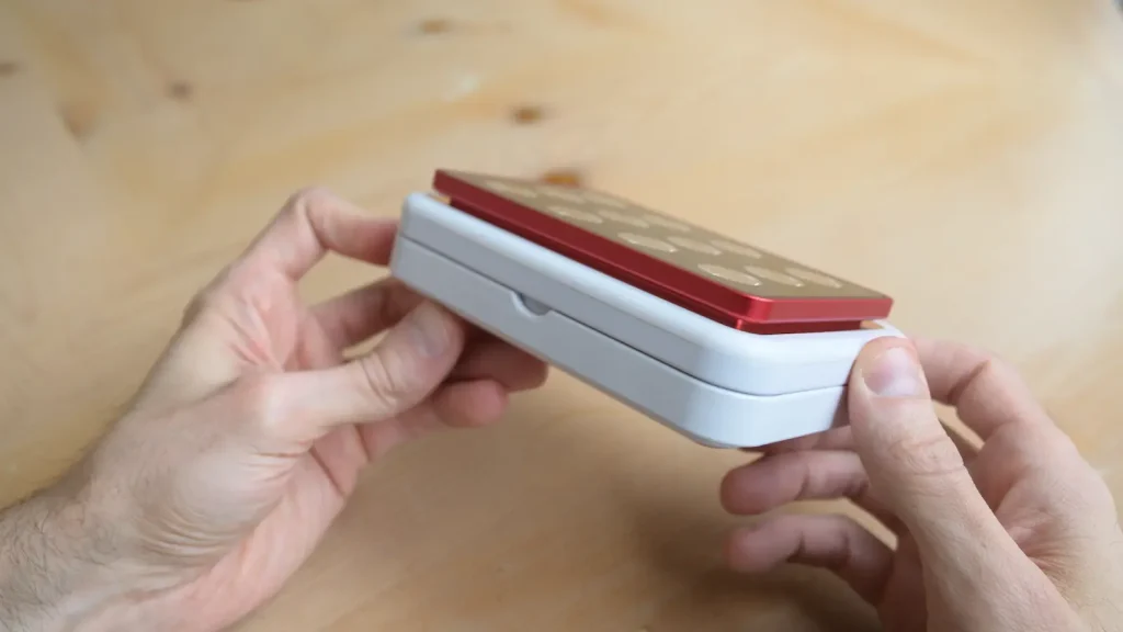 Mito Red MitoPRO Mobile Review MitoPRO Mobile premium handheld red light therapy device design