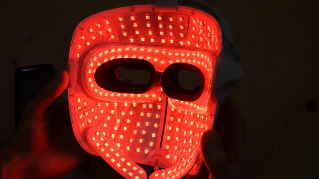 highdensityledfacemask